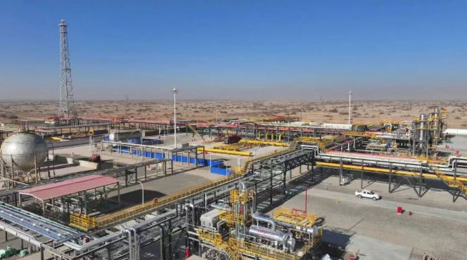 硬核护航！公司乙二醇装置在国内最大深层储气库——牙哈储气库投产运行